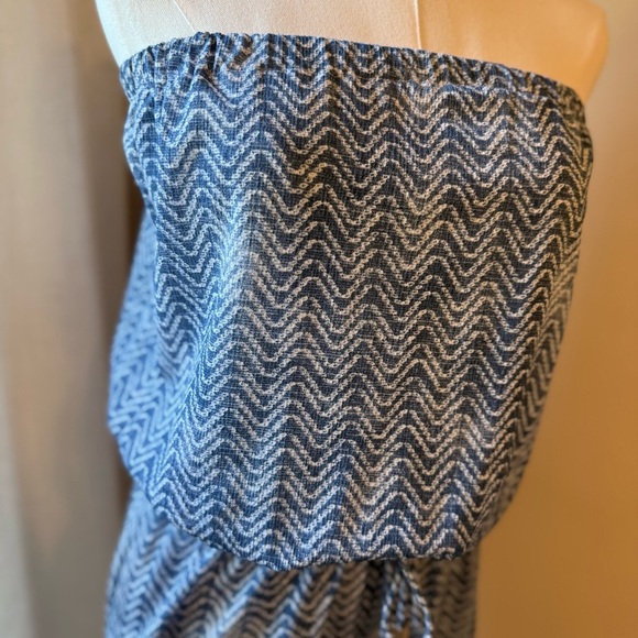 Abbeline Striped Jumpsuit - Picture 2 of 5